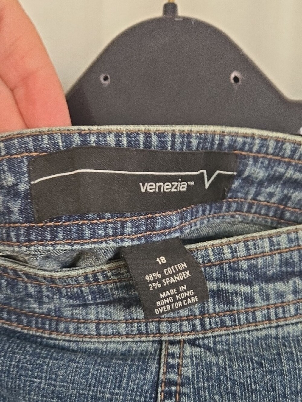 VTG... "Venezia"  Medium Blue Denim Chevron-Panel A-Line Skirt – Size 18 - Picture 3 of 10